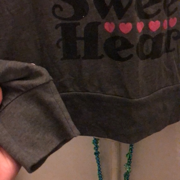 Hello Kitty Pullover - Picture 4 of 5